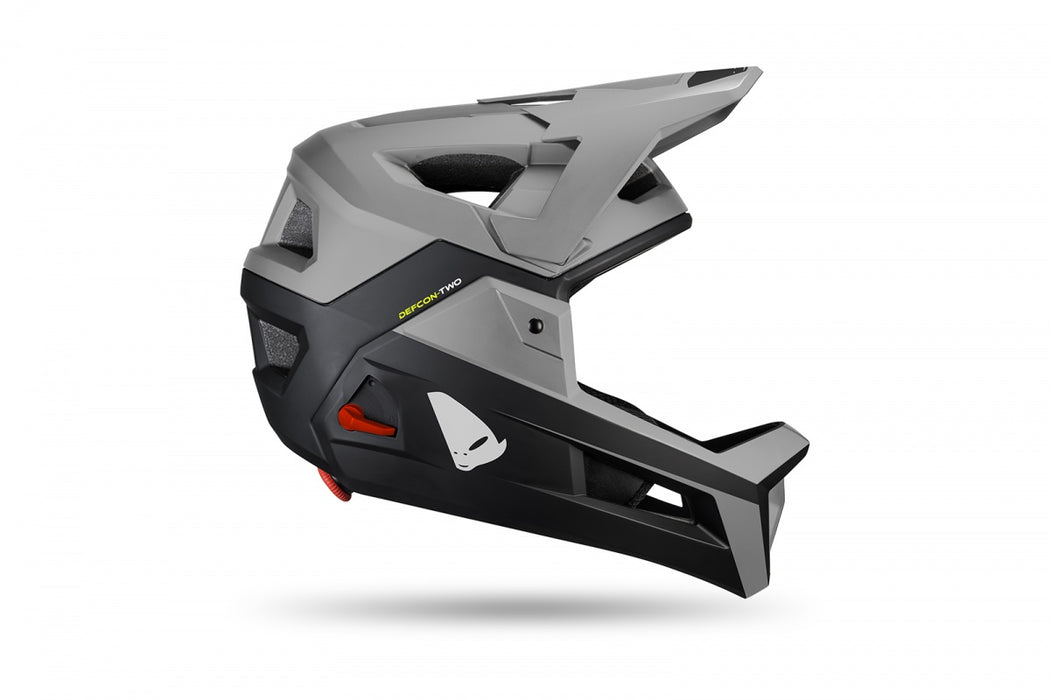 MTB DEFCON TWO HELM SCHWARZ UND GRAU